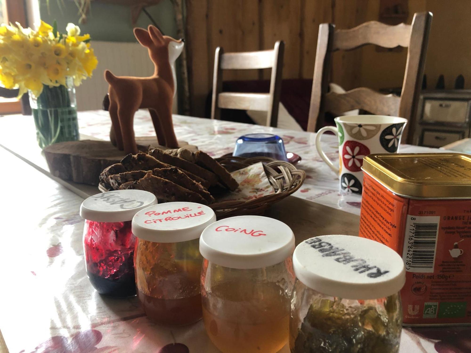 Saint-Sauveur  A L'Oree De Soi - Maison Forestiere De La Soie - Eco Gite, Chambres D'Hotes, Camping Au Pied Des Vosges מראה חיצוני תמונה